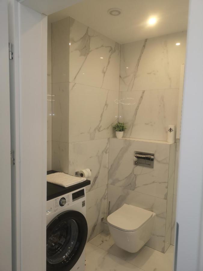 Apartament Z Widokiem Na Morze W Kompleksie Hevenia Rewal Luaran gambar